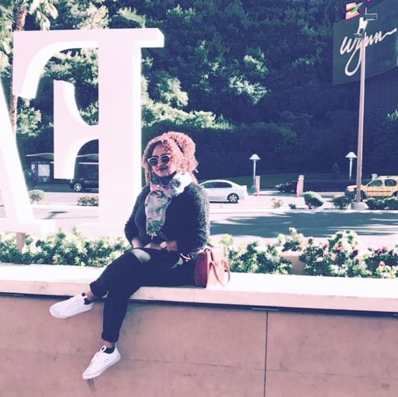 Meet your Posher, Amal - Picture 3 of 12